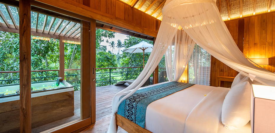 Deluxe Suite with private Hot Tub - Kappa Senses Ubud