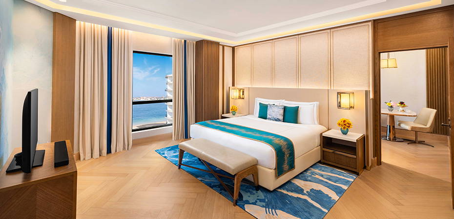Luxury Suite Sea View with Club Lounge Access - Taj Exotica Resort & Spa, The Palm, Dubai