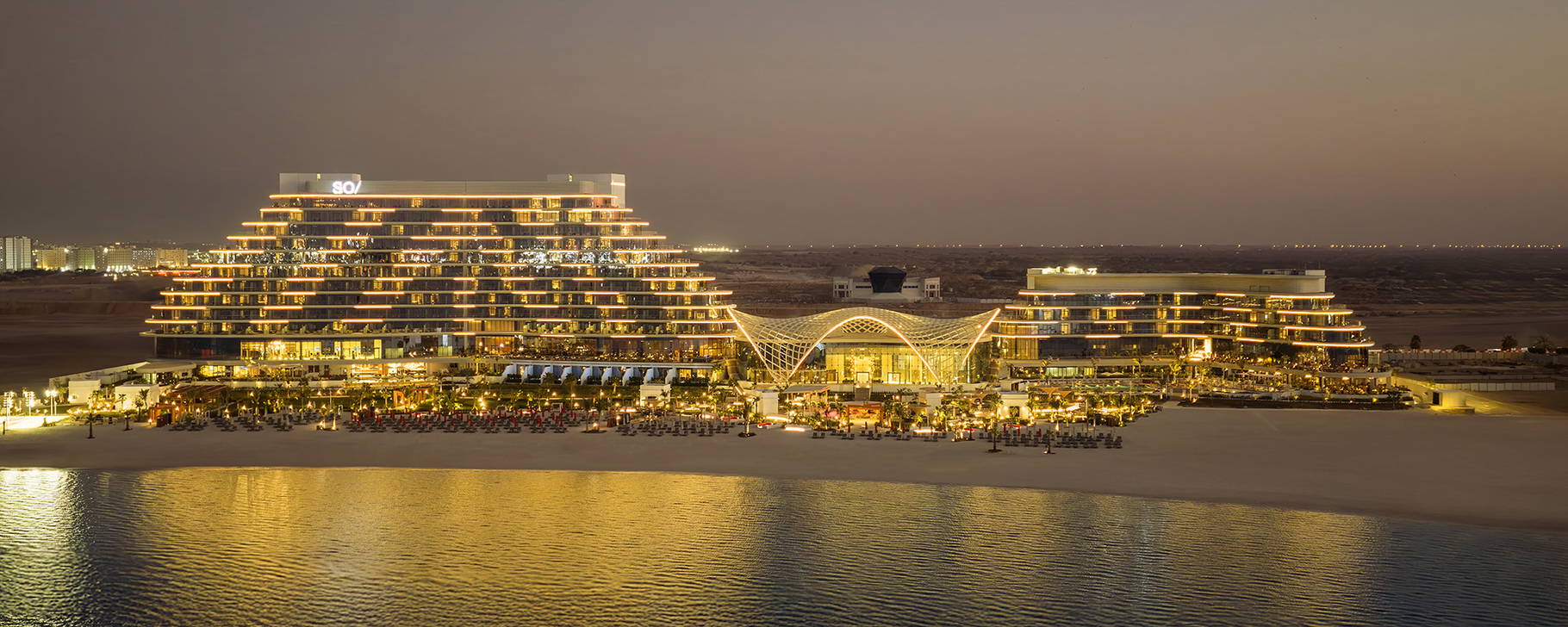 Resort nachts - SO/ Ras Al Khaimah