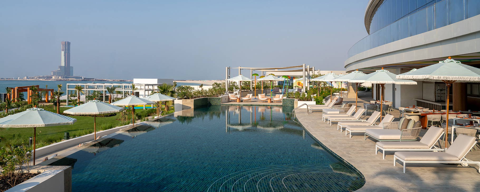 Cabini Pool - SO/ Ras Al Khaimah