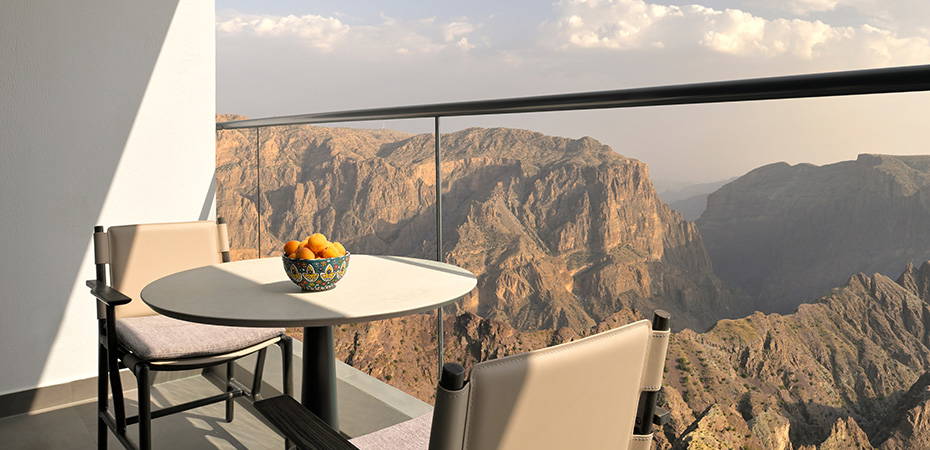 Premium Canyon View - Hotel Indigo Jabal Akhdar Resort & Spa by IHG