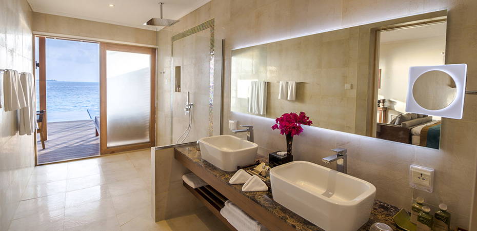 Ocean Pool Villa - Hurawalhi Island Resort