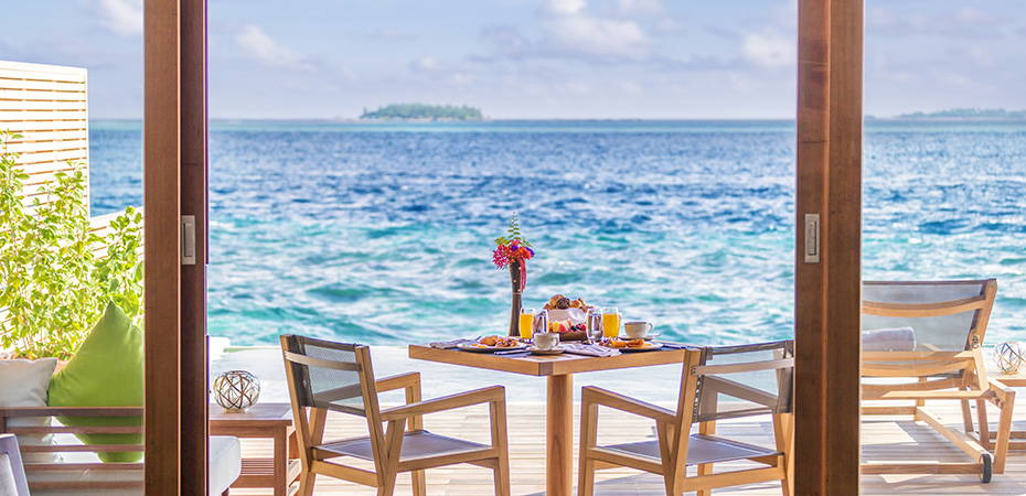 Ocean Pool Villa - Hurawalhi Island Resort