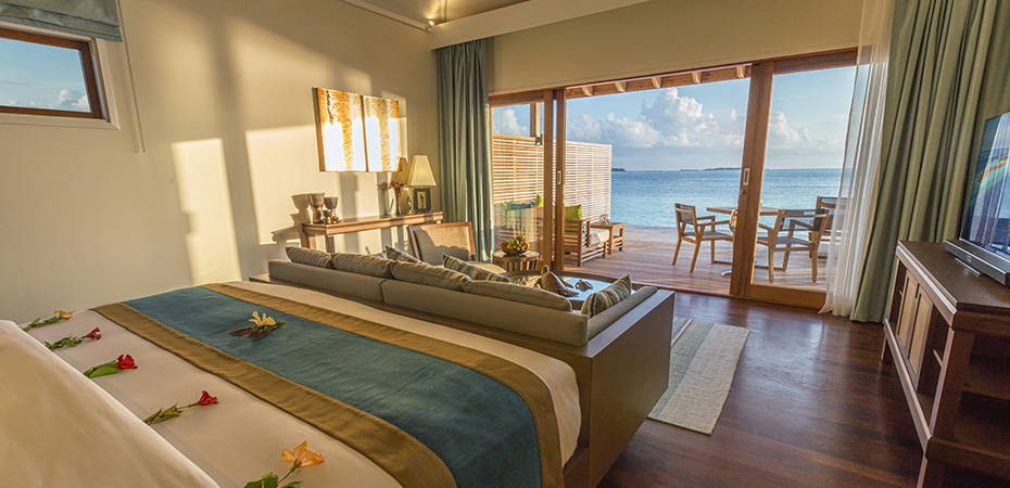 Romantic Ocean Villa - Hurawalhi Island Resort