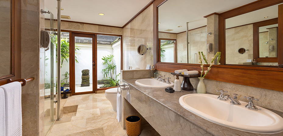 Luxury Lanai Room Partial Ocean View - The Oberoi Beach Resort, Bali