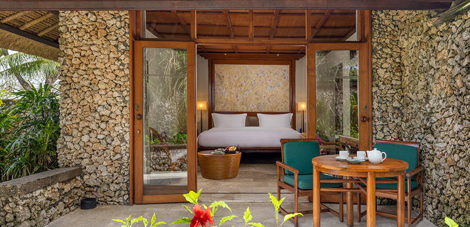 Luxury Lanai Room Garden View - The Oberoi Beach Resort, Bali