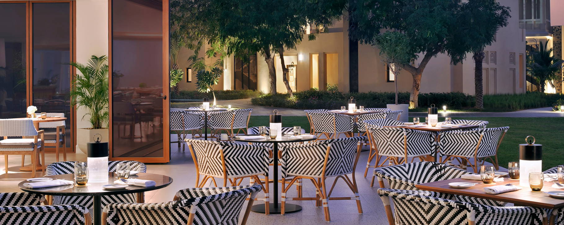 Reunion Restaurant - Sofitel Al Hamra Beach Resort