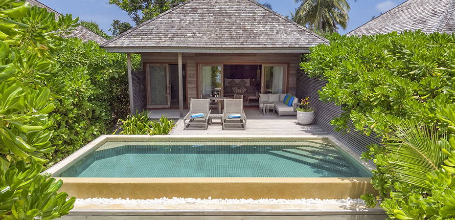 Beach Sunset Pool Villa - Hurawalhi Island Resort