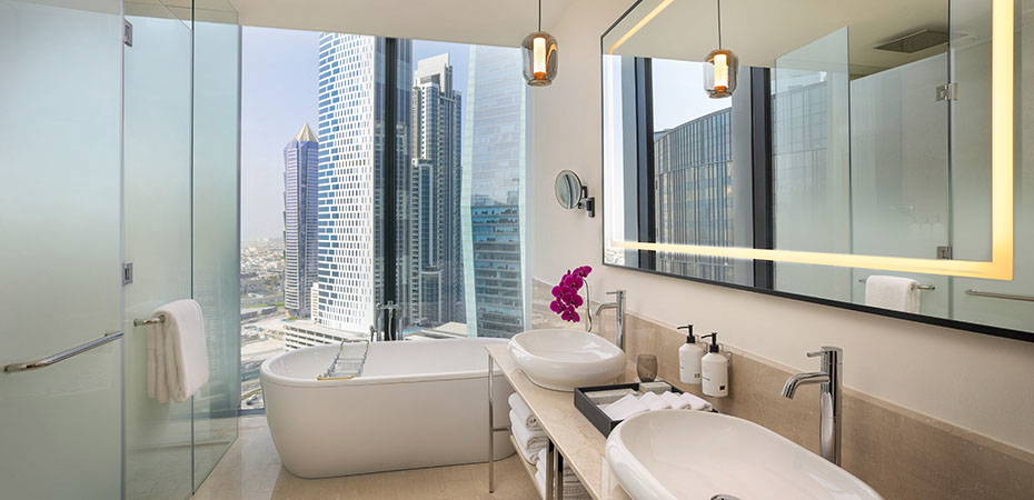 Badezimmer - Luxury Suite - Anantara Downtown Dubai Hotel