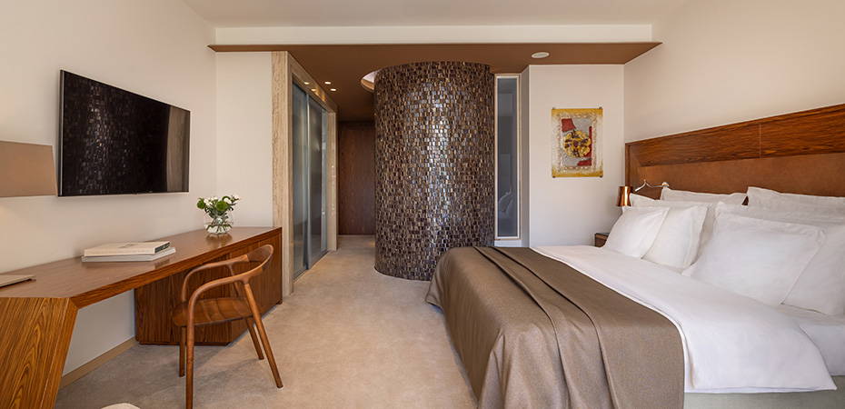 Premium Room Park Side - Boutique Hotel Alhambra, an SLH Hotel