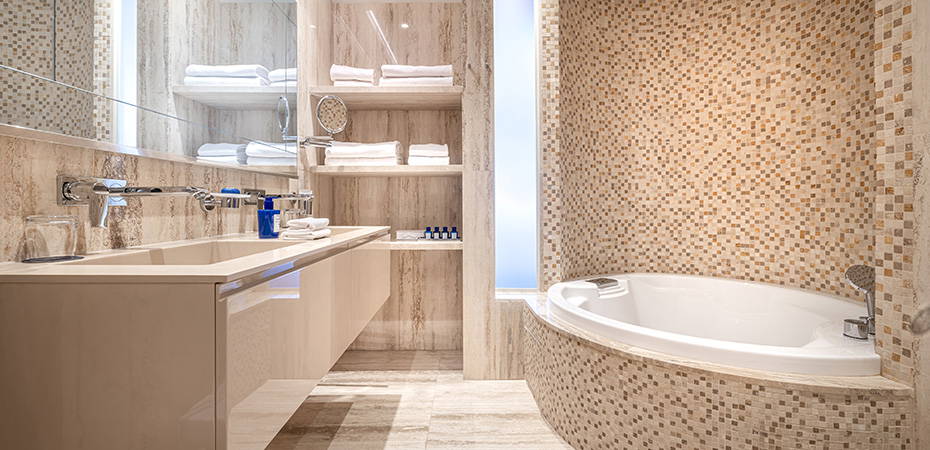 Premium Room Sea View - Boutique Hotel Alhambra, an SLH Hotel
