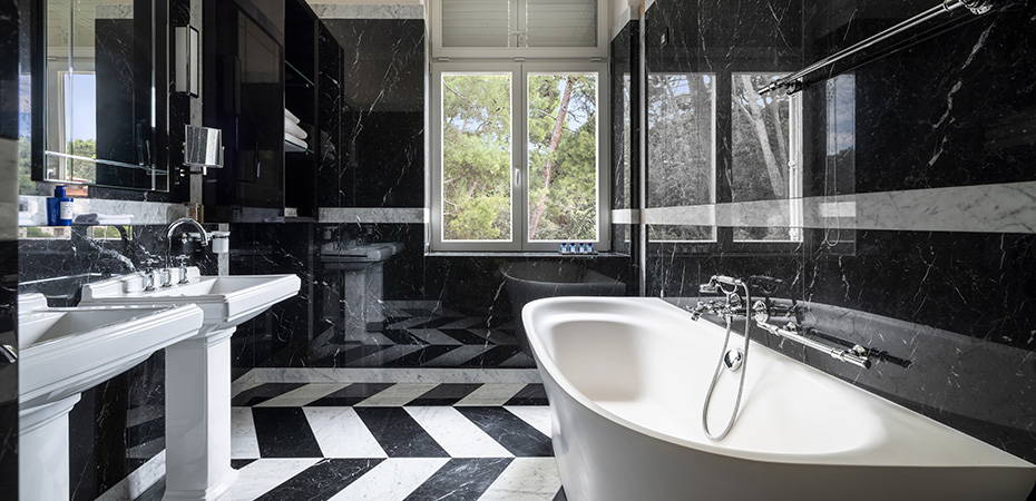 Augusta Grand Suite - Boutique Hotel Alhambra, an SLH Hotel