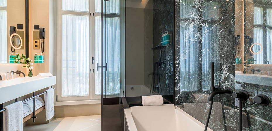 Deluxe Corner Room - Palacio Gran Vía, a Royal Hideaway Hotel