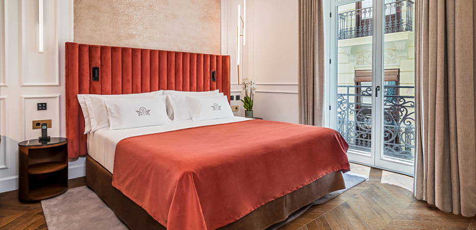 Deluxe Room with Balcony - Palacio Gran Vía, a Royal Hideaway Hotel