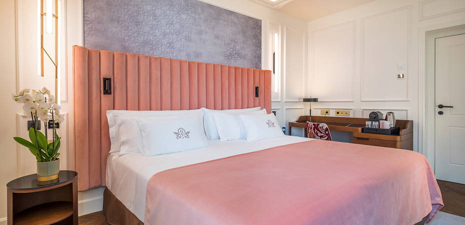 Deluxe Plus Room - Palacio Gran Vía, a Royal Hideaway Hotel