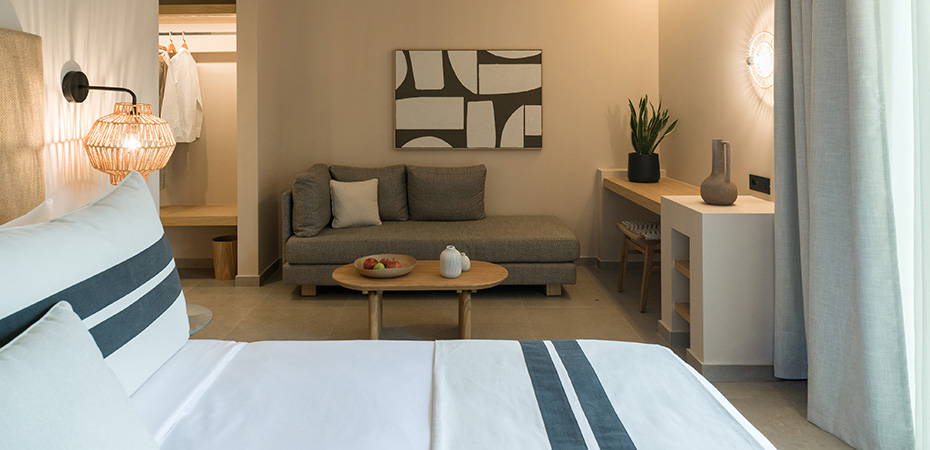 Pool Junior Suite - Heromylos Resort & Spa