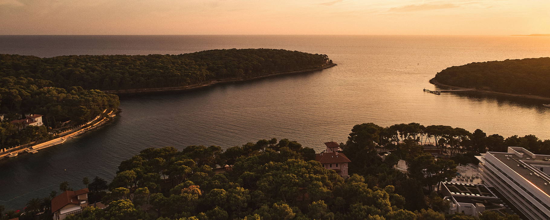 Cikat Bay - Hotel Bellevue