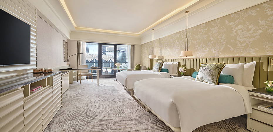 Premier Room with Balcony - Mandarin Oriental, Singapore