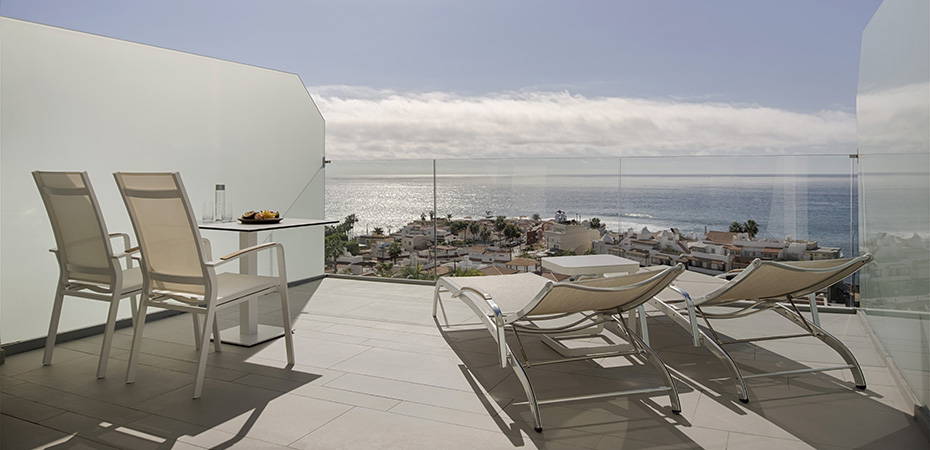 Junior Suite Sea Front with Panoramic View - Royal Hideaway Corales Beach - Adults Only