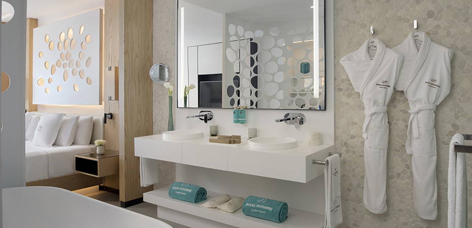 Junior Suite Ocean Front - Royal Hideaway Corales Beach - Adults Only