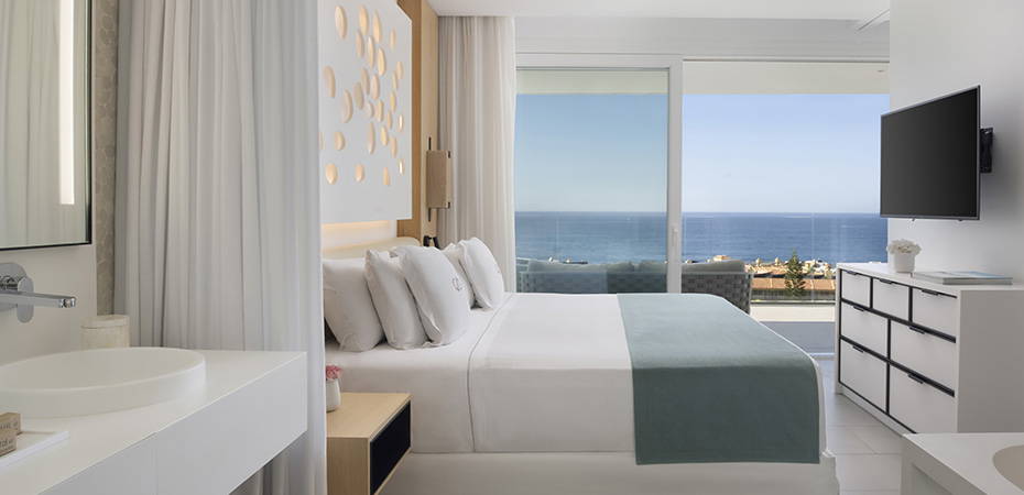 Deluxe Suite with 1 Bedroom - Royal Hideaway Corales Suites