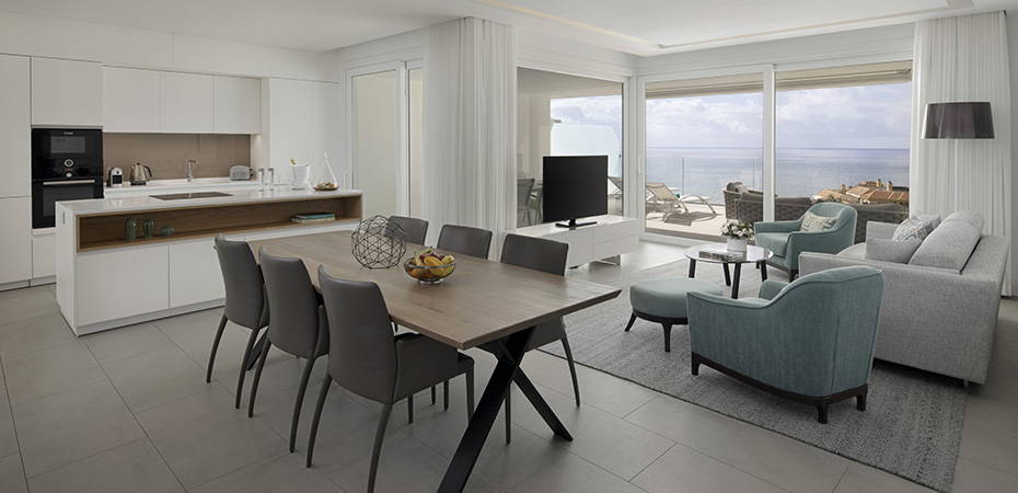 Deluxe Suite with 2 Bedrooms - Royal Hideaway Corales Suites