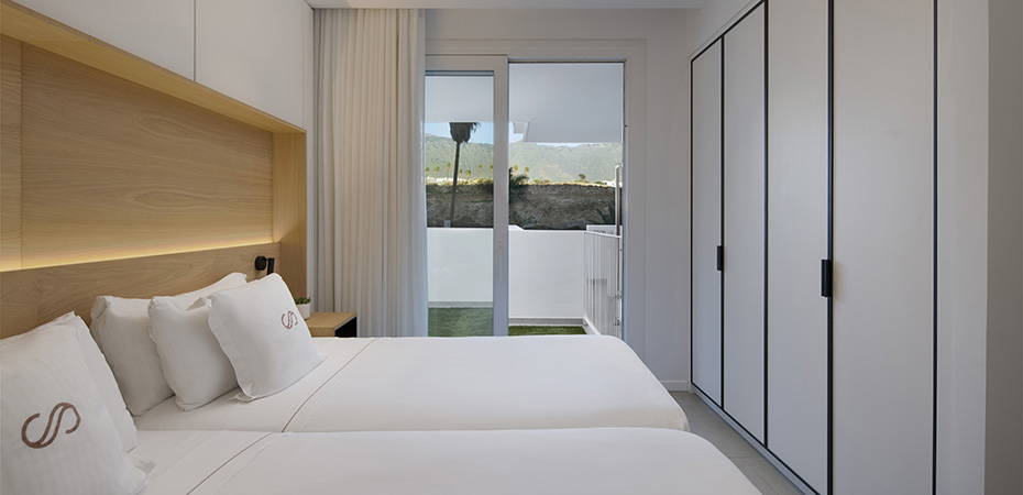 Deluxe Suite 2 Bedrooms with Pool - Royal Hideaway Corales Suites