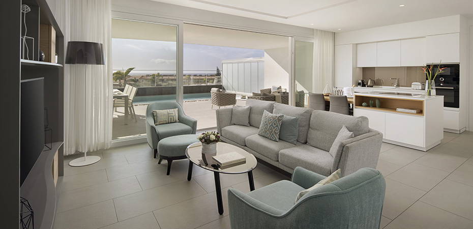 Deluxe Suite 2 Bedrooms with Pool - Royal Hideaway Corales Suites