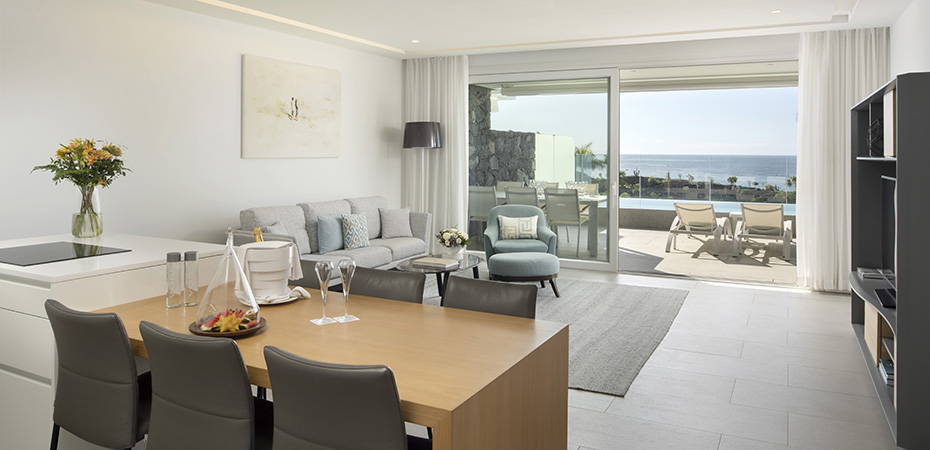 Duplex Villa Suite 2 Bedrooms with Pool - Royal Hideaway Corales Suites