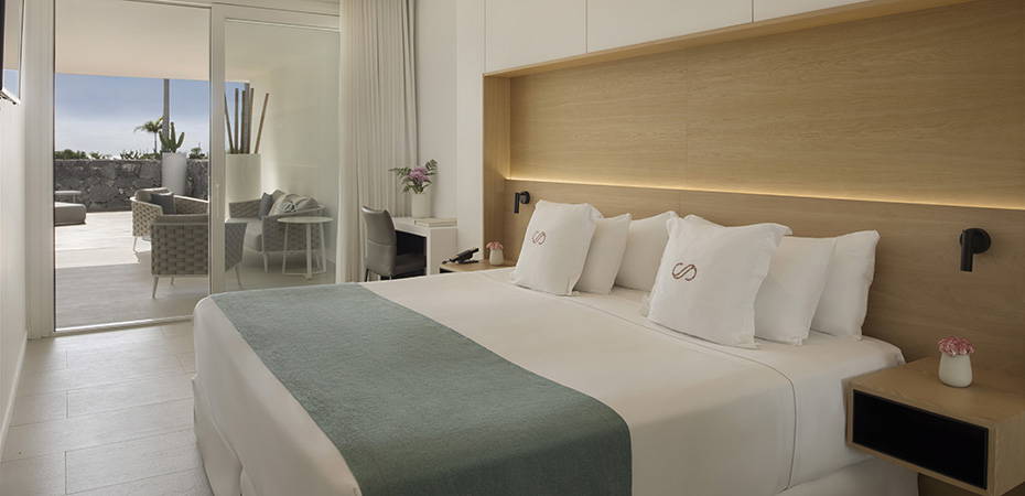 Duplex Villa Suite 2 Bedrooms with Pool - Royal Hideaway Corales Suites