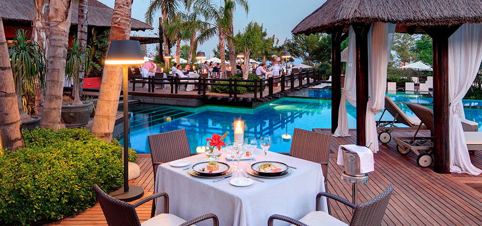 The Island Restaurant - Asia Gardens Hotel & Thai Spa