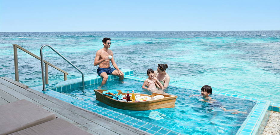 Club Sunset Overwater Pool Villa - Machchafushi Island Resort & Spa Maldives, The Centara Collection