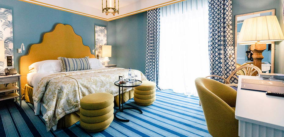 Collection Room - The Albatroz Hotel