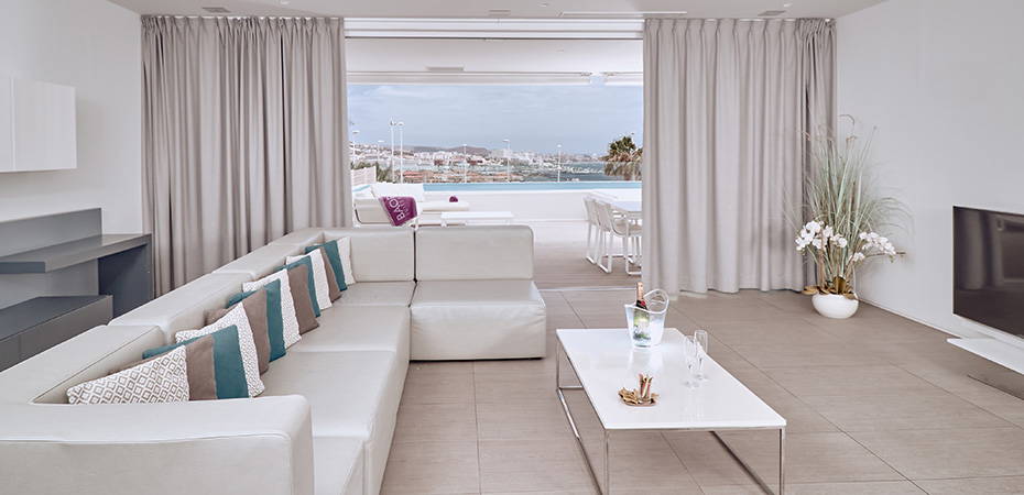 Divinity Breeze Suite - Baobab Suites