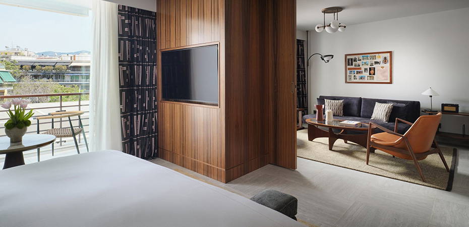 King Deluxe One Bedroom Suite with Balcony - Conrad Athens, The Ilisian