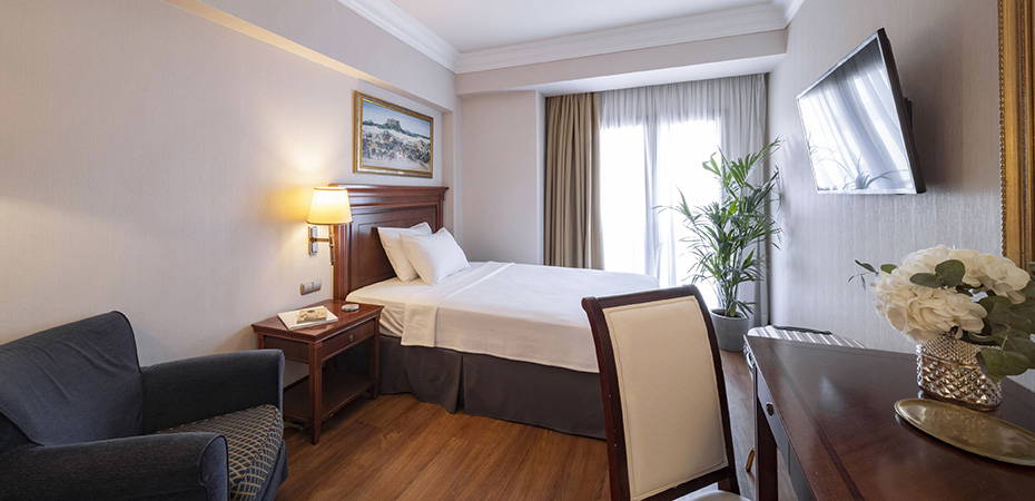 Classic Guest Room - Electra Palace Athens