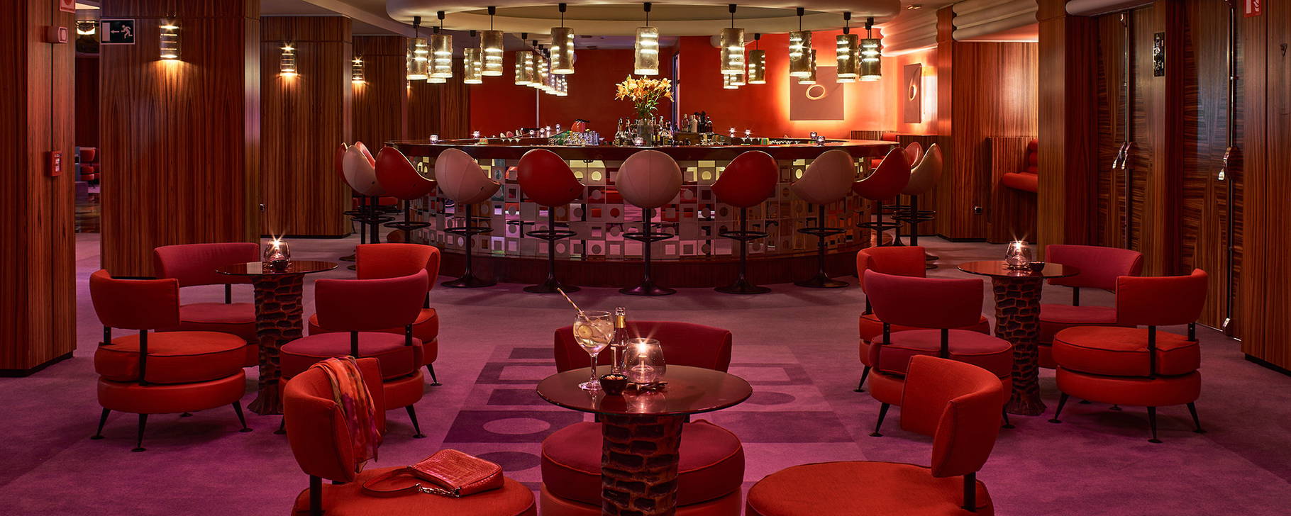 Bar - Seaside Palm Beach