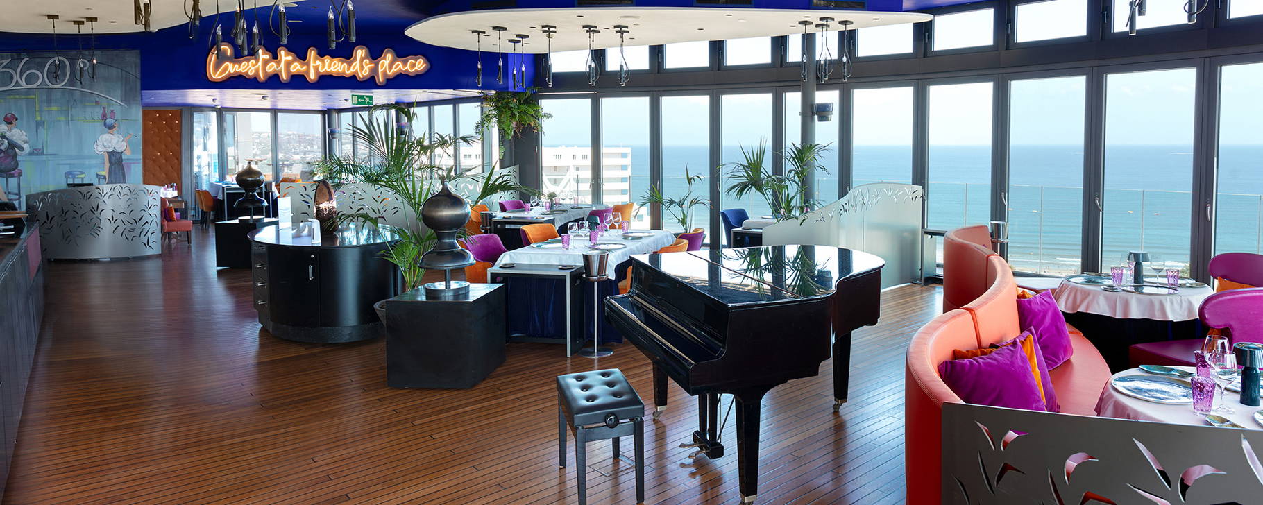 360º Restaurant - Bohemia Suites & Spa