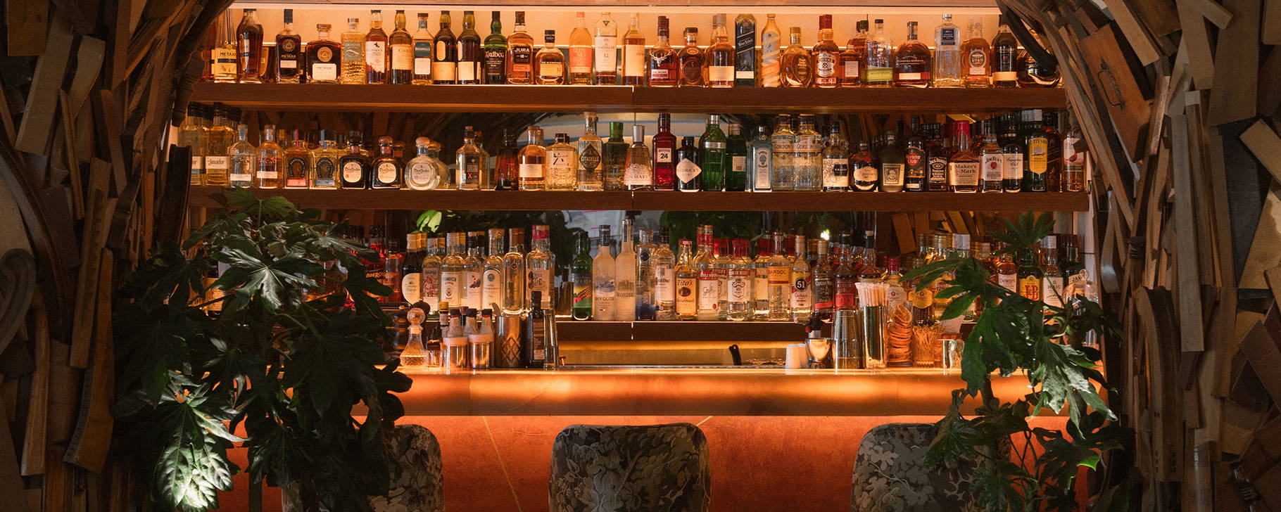 Lobby Lounge Bar - NEW Hotel