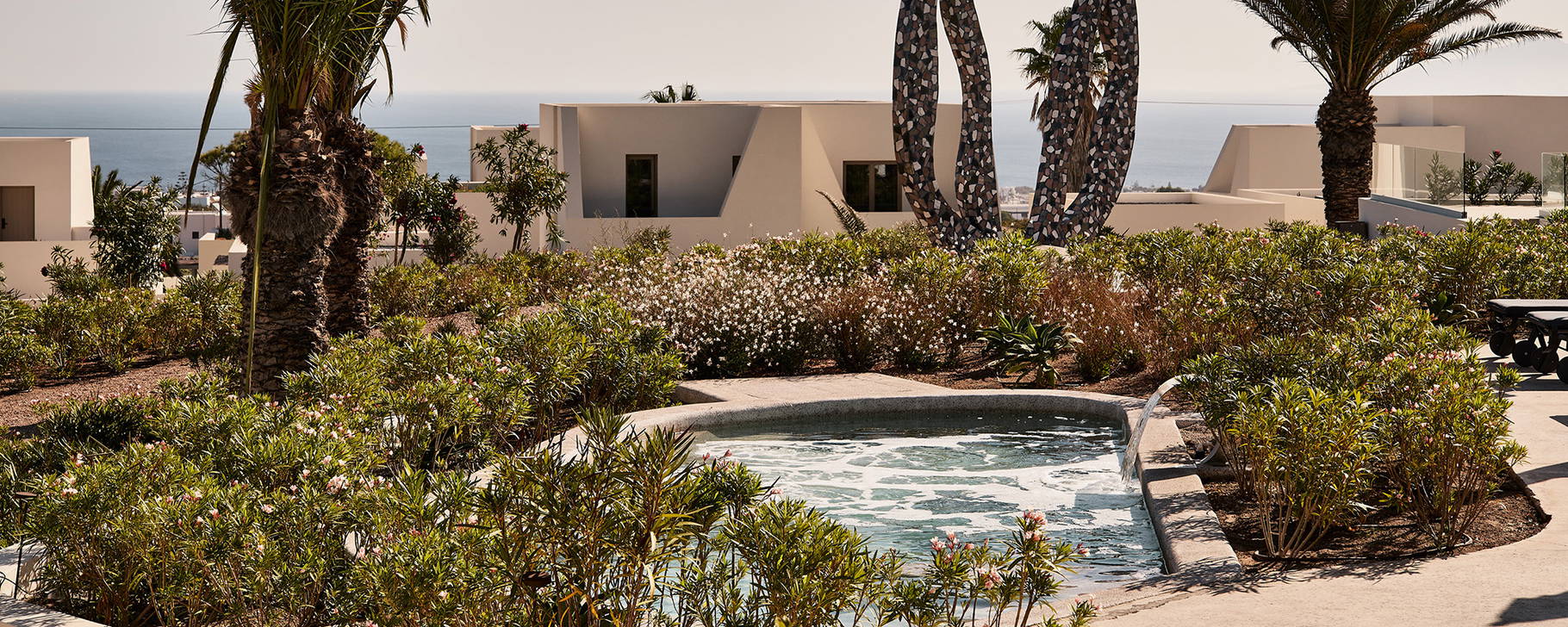 Jacuzzi - NOŪS Santorini