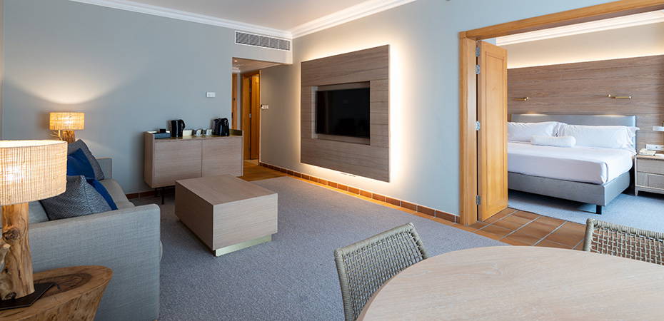 Junior Suite Garden or Golf View - Praia D'El Rey Marriott Golf & Beach Resort