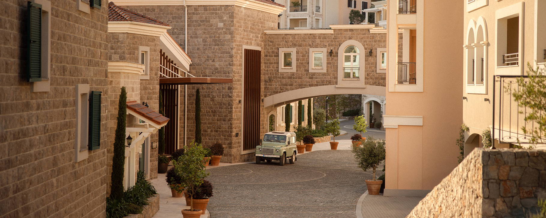 Eingang - The Chedi Lustica Bay, Montenegro