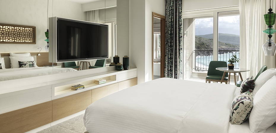 Grand Superior Zimmer - The Chedi Hotel & Residences Lustica Bay, Montenegro