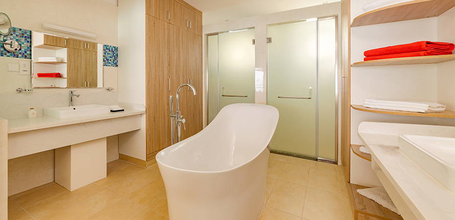 Three Bedroom Lagoon Villa with Pool + Slide - Siyam World Maldives