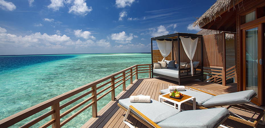 Baros Maldives - Wasserbungalow