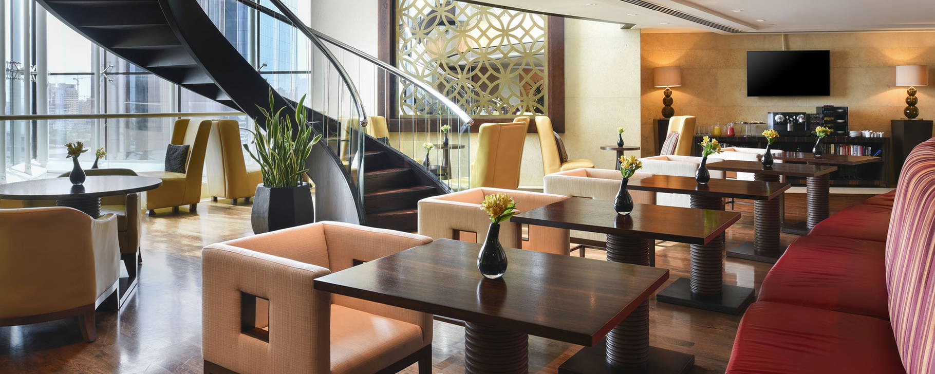 Club Lounge - Raffles Dubai