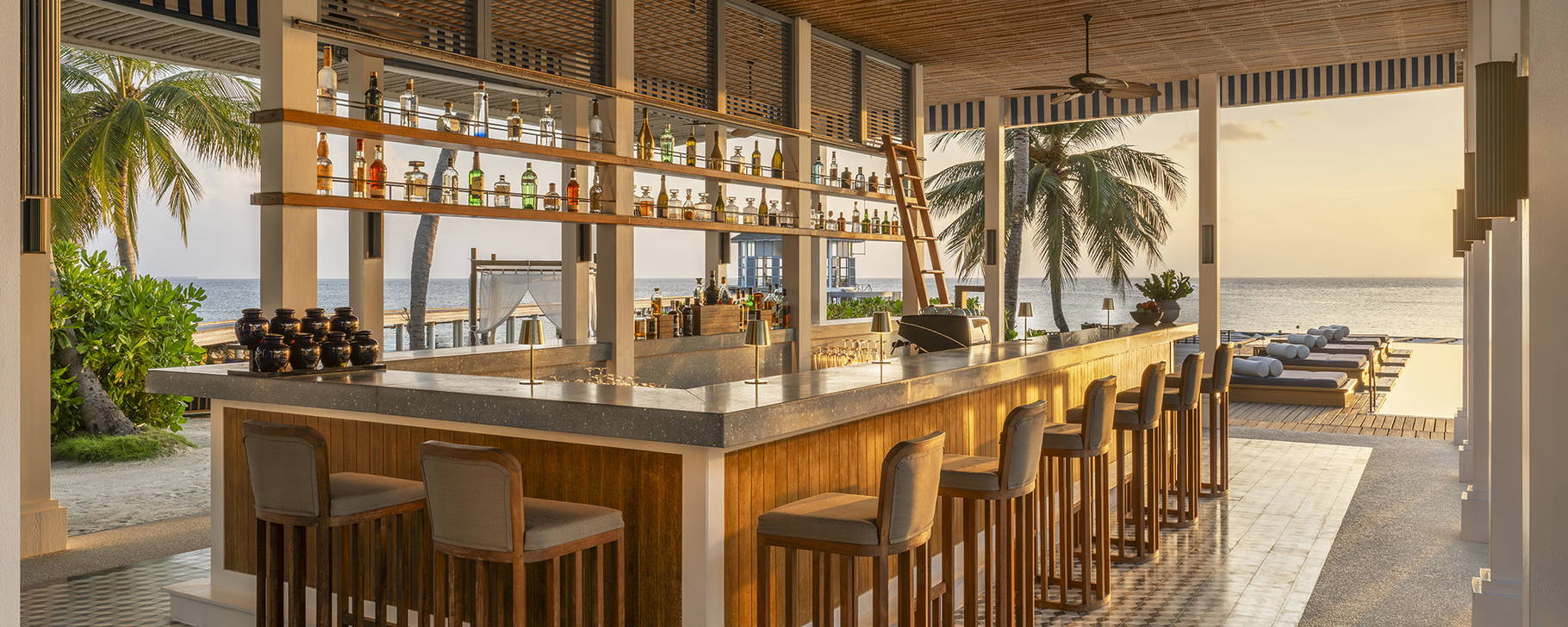 Bell Bar - The Halcyon Private Isles Maldives, Autograph Collection