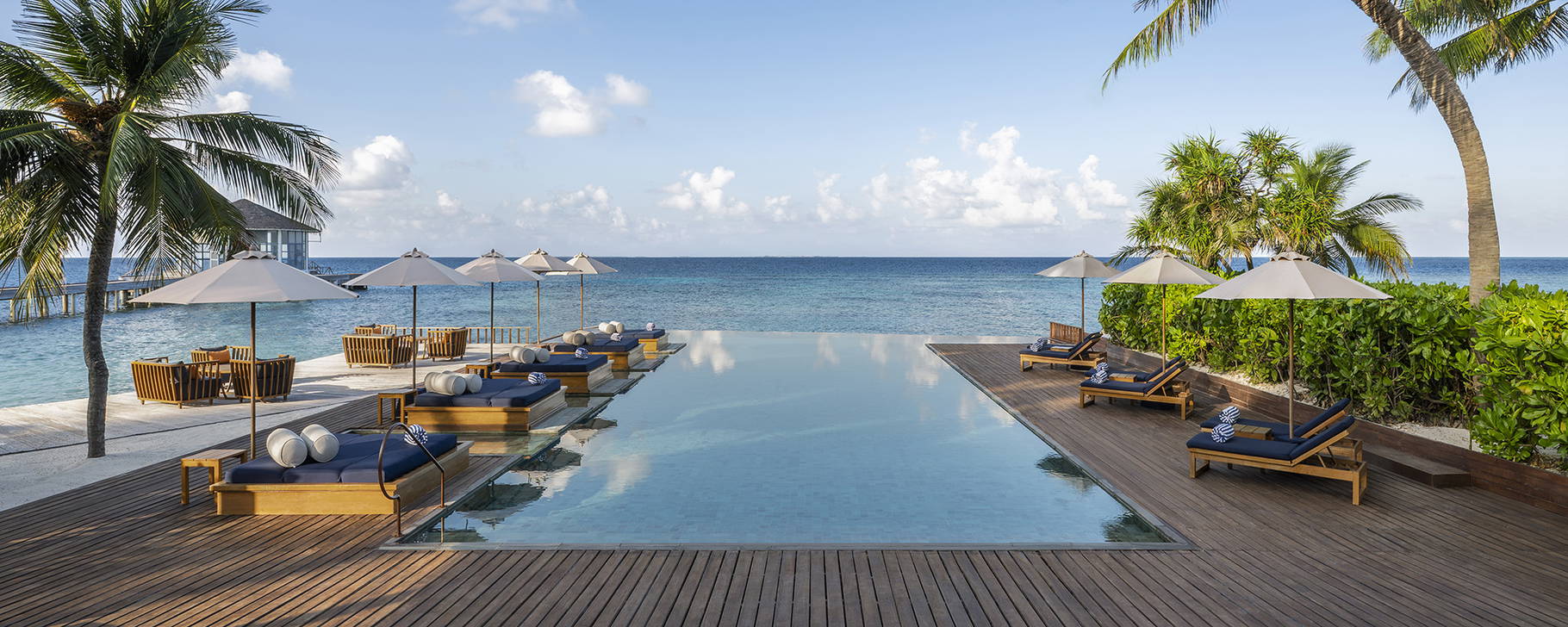 Hauptpool - The Halcyon Private Isles Maldives, Autograph Collection
