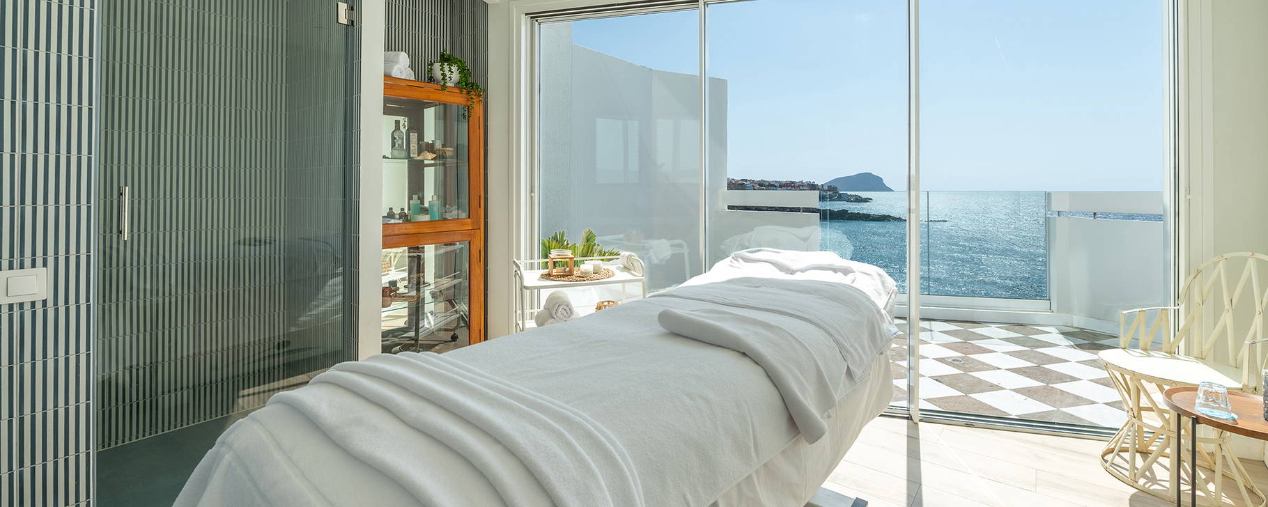 Spa - The Salmar