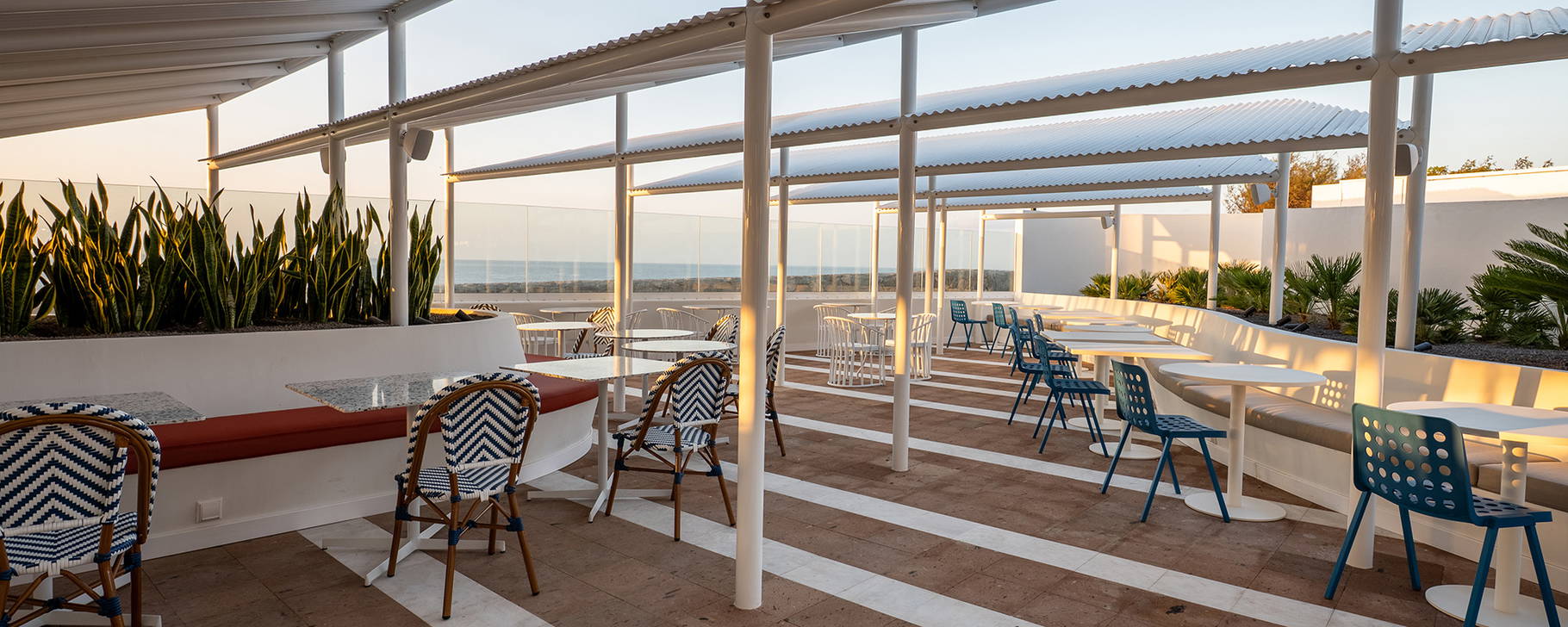 The Dining Room - The Salmar